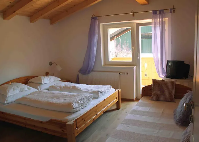 Haus Senoner Bed & Breakfast